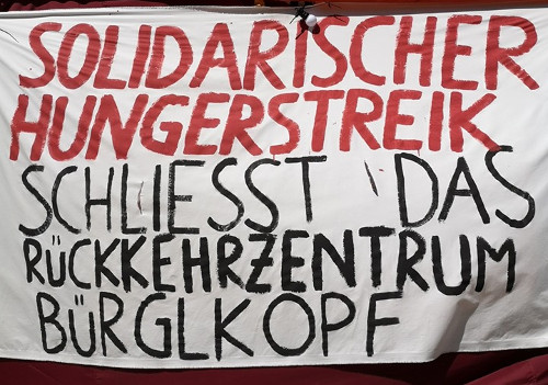 Freiheit statt Lager! – Freedom, not Camps!