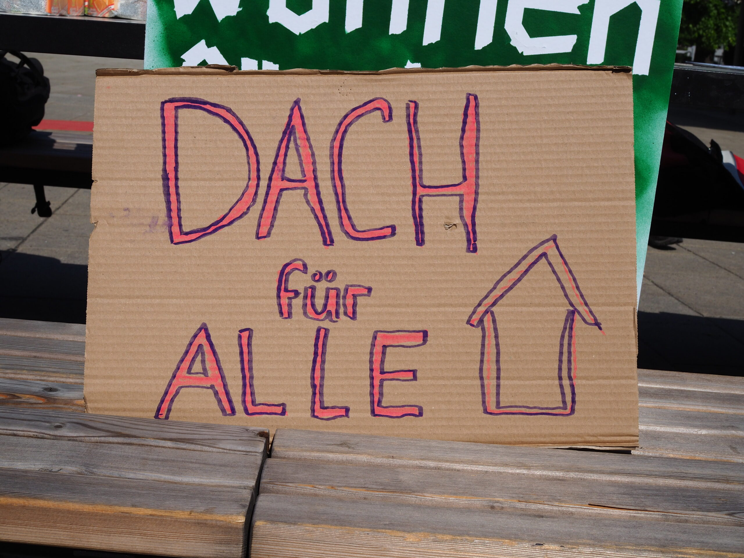 Das Ende der Solidarität, Schwestern